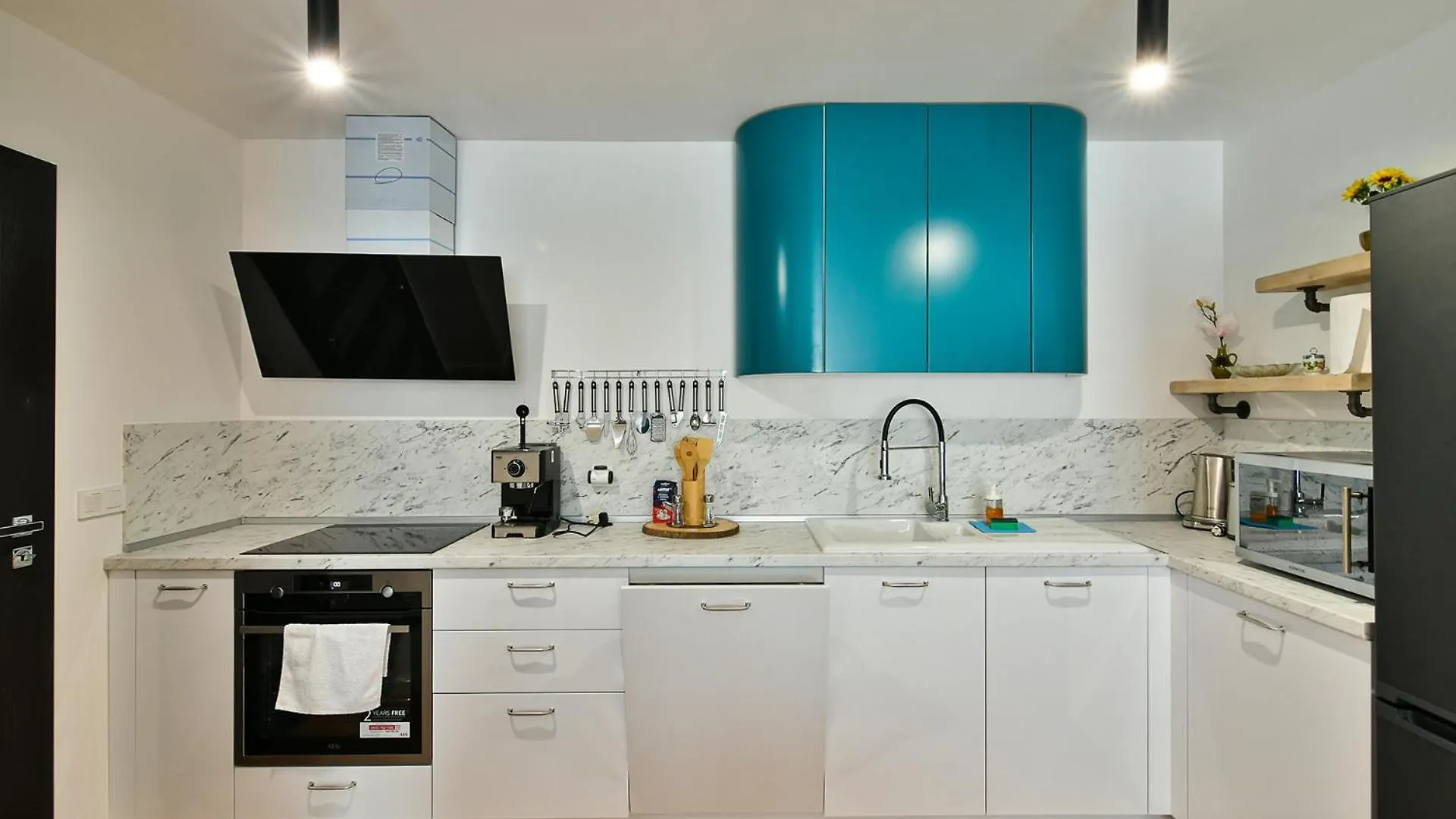 Free Parking & Super Calm & Wifi Apartment Varna 0*,