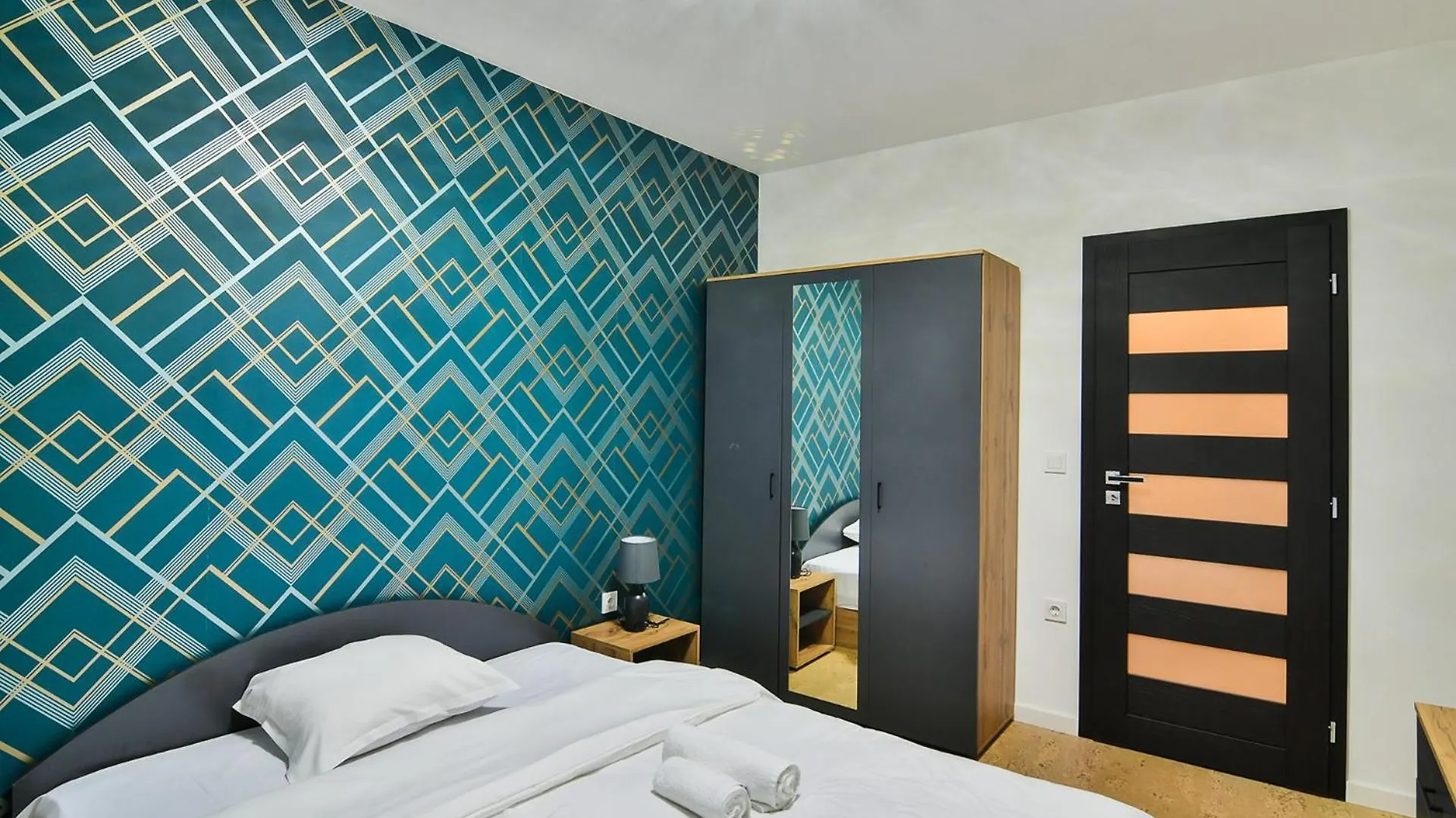 Free Parking & Super Calm & Wifi Apartment Varna